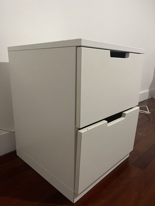 Mesa de cabeceira
