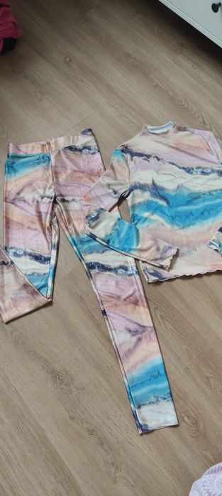 Komplet gimnastyczny  h&m wzór tie-dye ,rozmiar 164. Stan Nowy