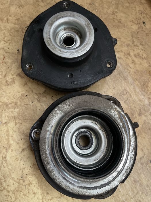 Опора,подушка стойки амортизатора/Амортизатори передні.