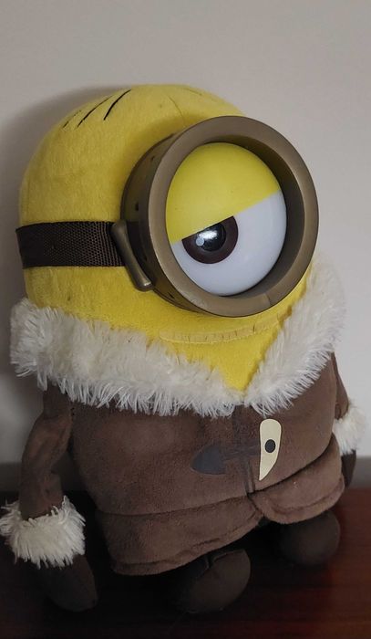 Lote de 2 Peluches vintage. Topo Gigio e Minion