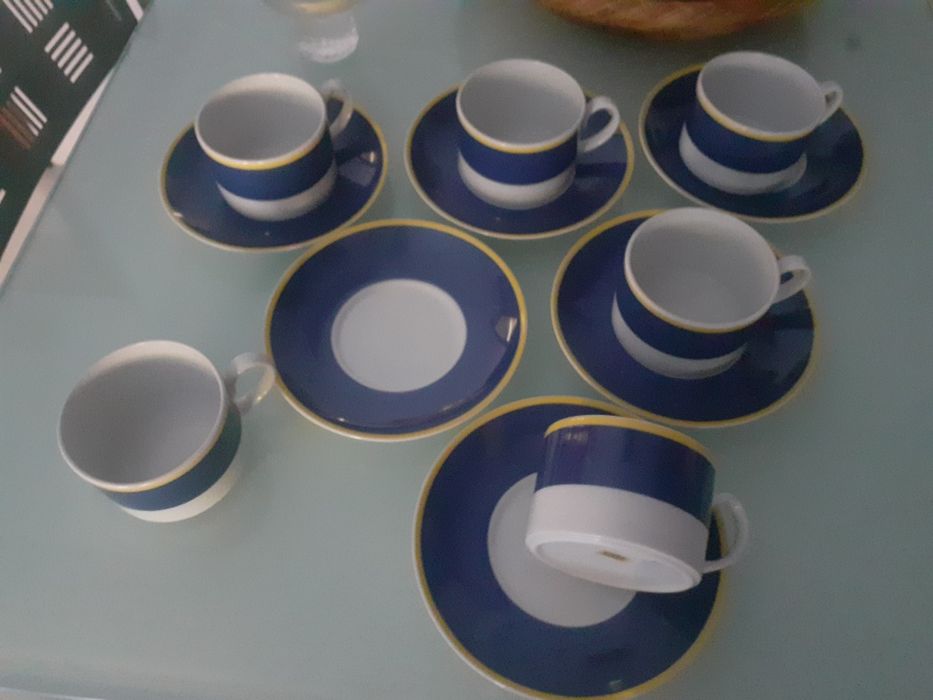 Chavenas de pequeno almoço da vista alegre