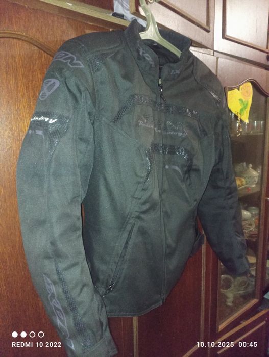 Жіноча мото куртка IXON