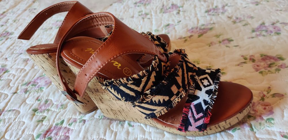 Sandálias de Cunha da Natura