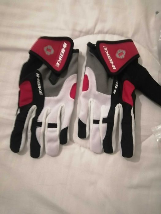 Equipamento para motociclista tudo novo.