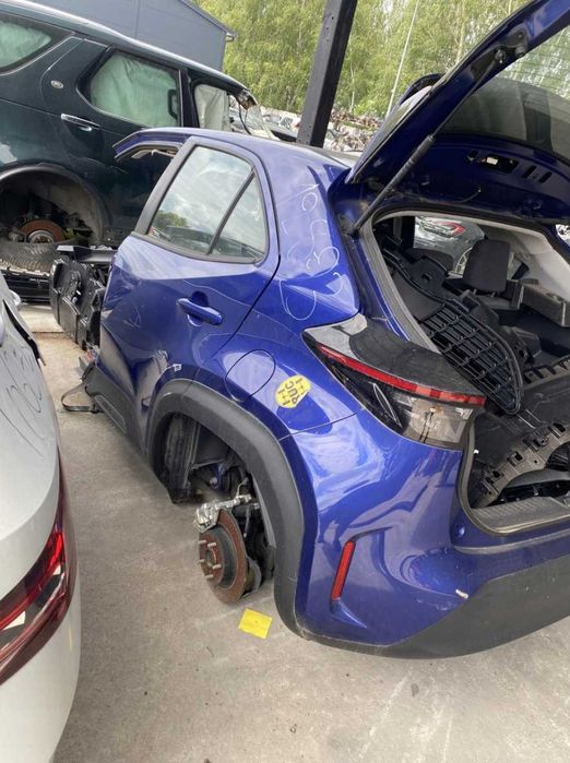 Бампер Toyota Yaris Cross шрот разборка Тойота Яріс запчастини