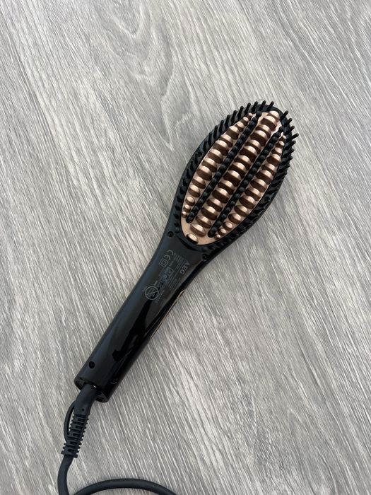 Escova alisadora de cabelo AEG