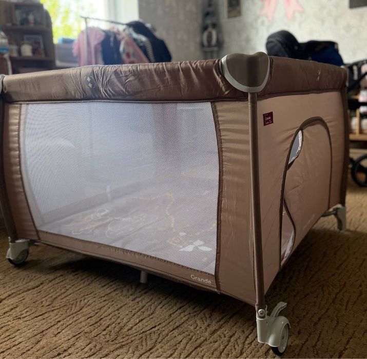 Манеж дитячий новий