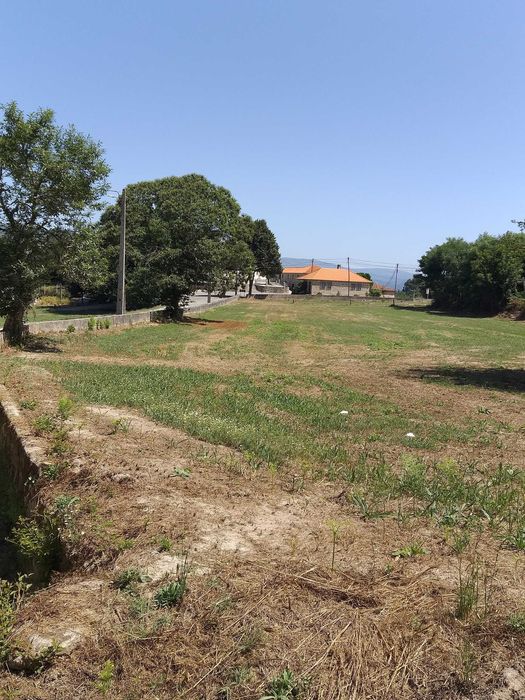 Terreno com 3.420 m2 em Bordonhos