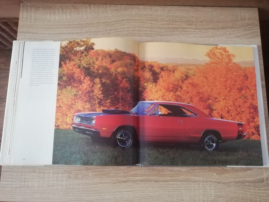 Książka 'Chrysler' Dennis Adler
