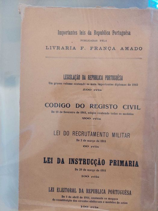antiguidades e coleções