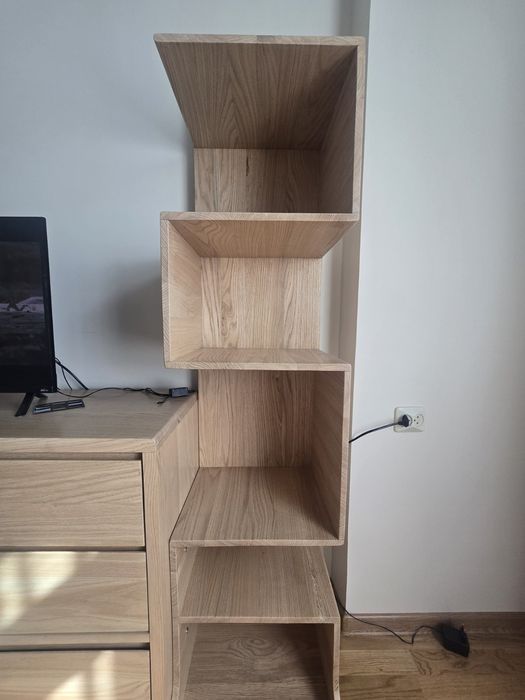 Тумба , зроблена з дуба