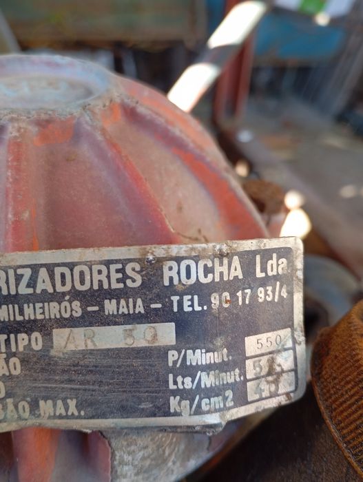 Pulverizador/sulfatador rocha 400 litros