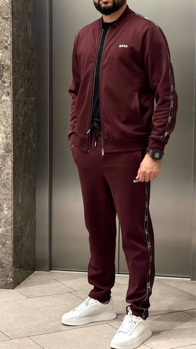 HUGO BOSS мужской спортивный костюм брендовый бордовый с лампасами