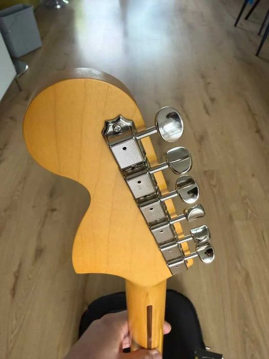 Fender Stratocaster