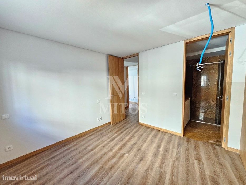 Apartamento T3 novo - centro da cidade