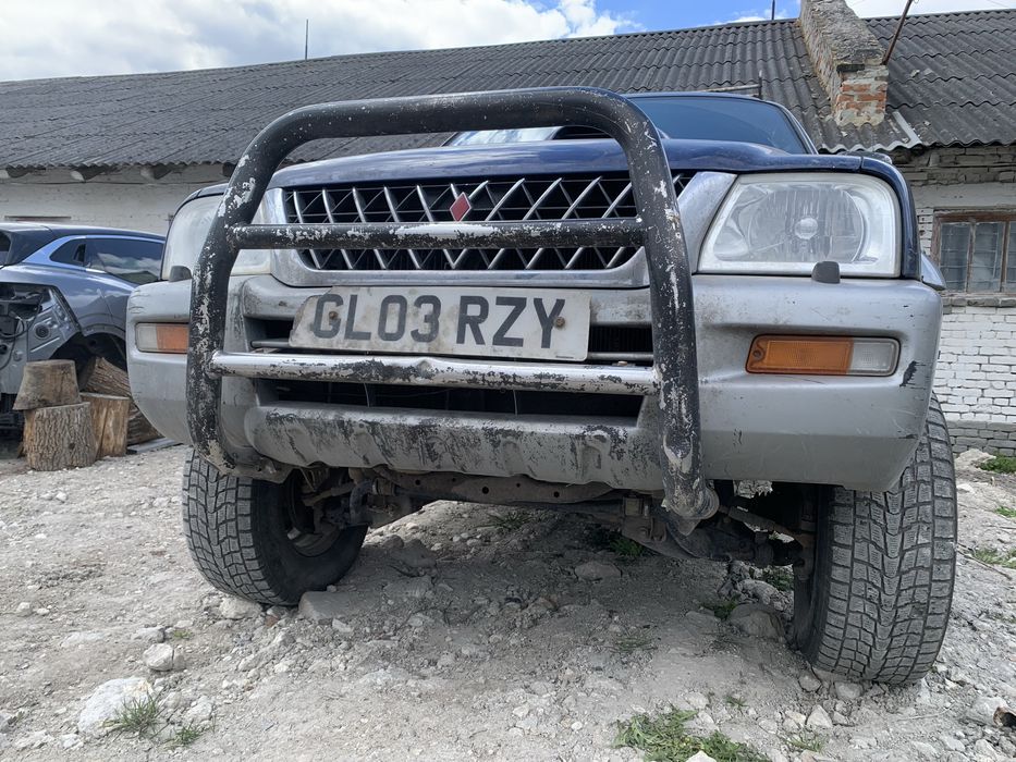 Бампер перед кенгурятник mitsubishi l200 2gen шрот