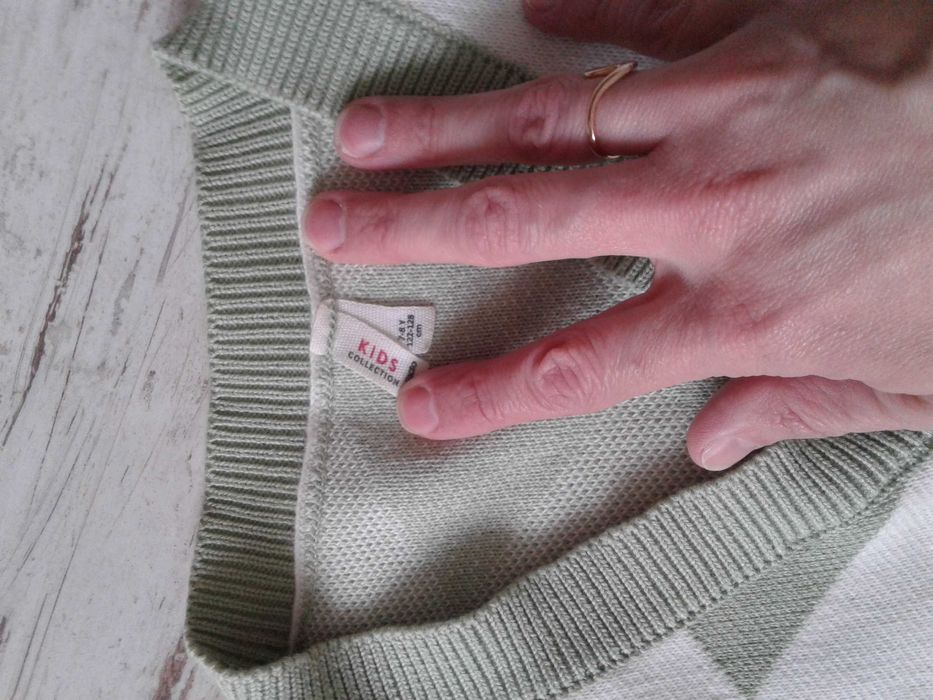 Классная вязаная жилетка