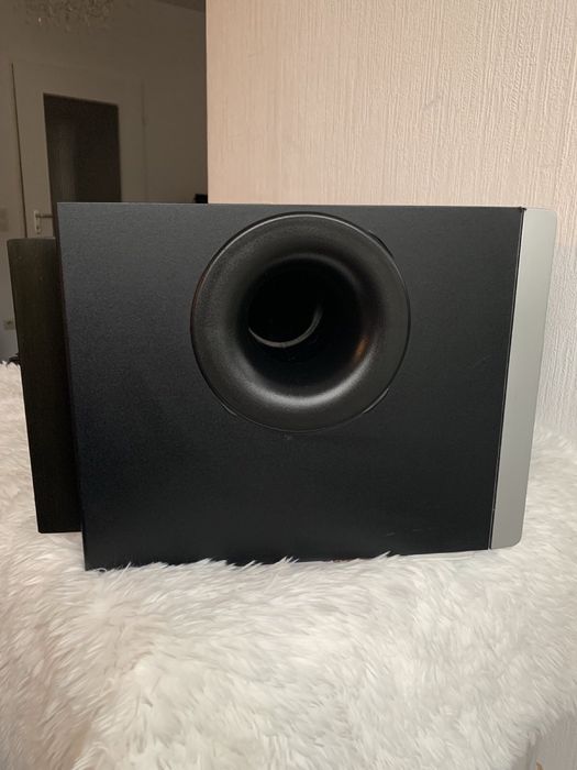 Сабвуфер Logitech Z-2300.