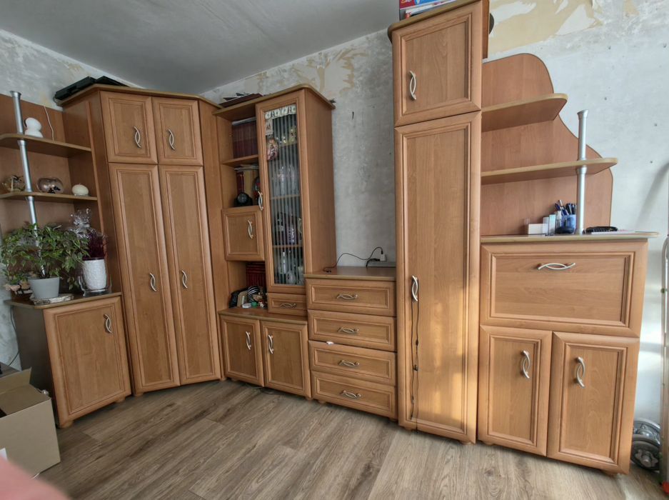Komplet mebli do pokoju