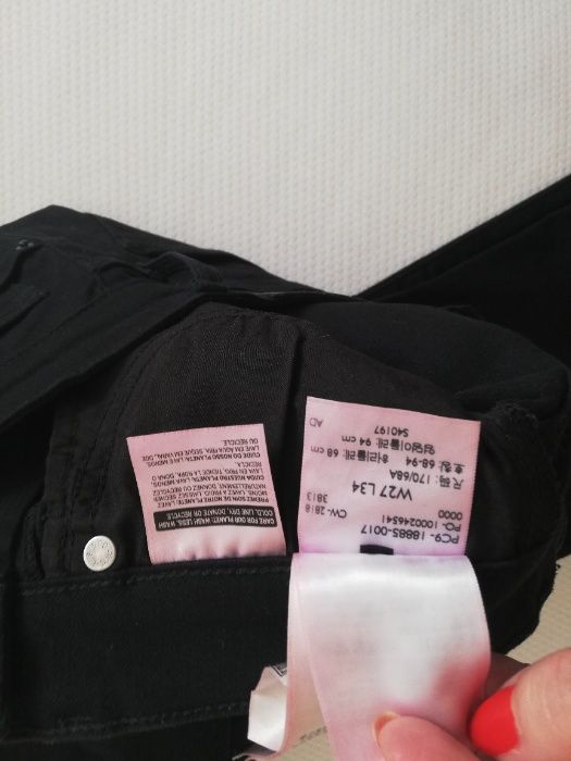 spodnie LEVIS W 27 L 34 36/38 S/M czarne spodnie LEVIS