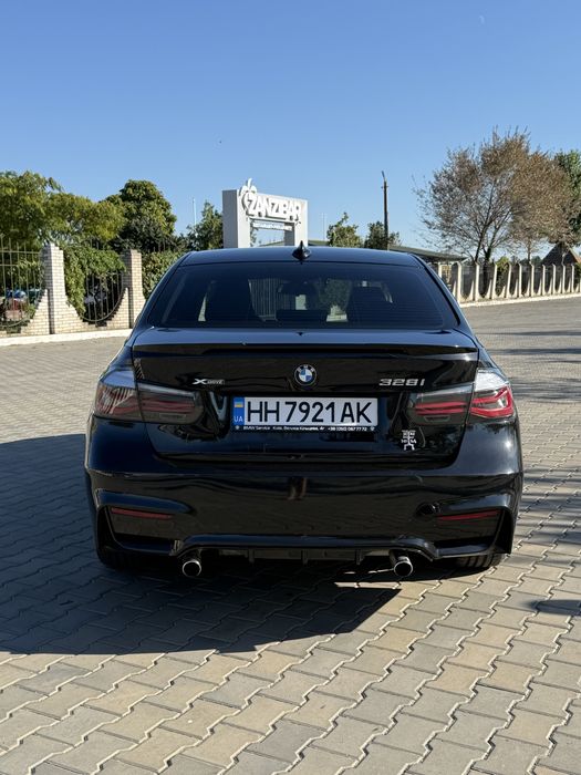 Продам BMW 3 Series 2012
