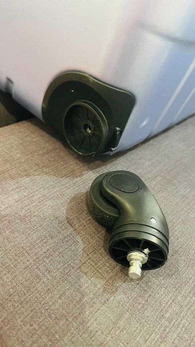 Mala Grande 32 kg ABS 4 Rodas  removíveis