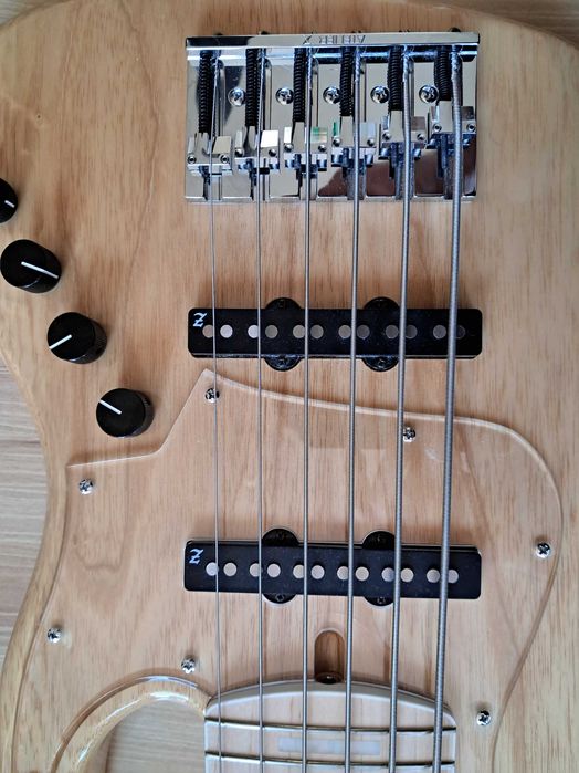 Atelier Z Beta 6 Gitara basowa