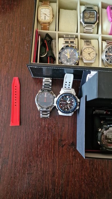 Zegarki  unisex gshock vostok citizen timex na sztuki