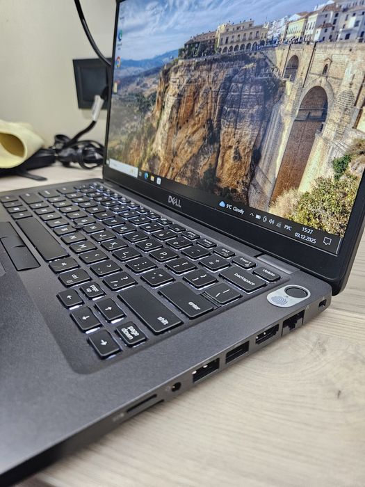 Dell Latitude 5400 i7-8665U/16Gb DDR4/SSD 256Gb m.2 nvme/14" IPS