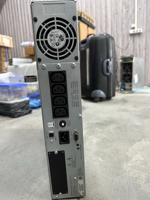 ДБЖ ИБП apc SUA1500RMI2U Smart-Ups