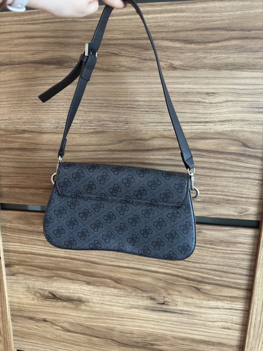 Сумка guess