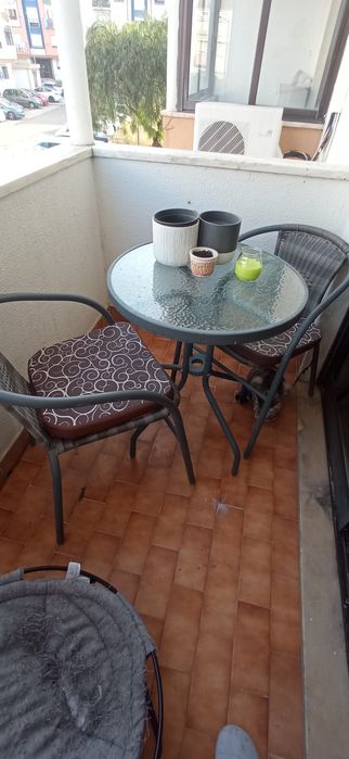 Conjunto Mesa e cadeira de jardim