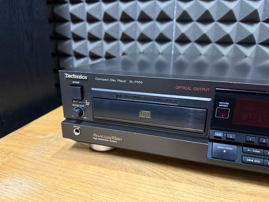 Odtwarzacz CD TECHNICS SL-P555 klasa AA