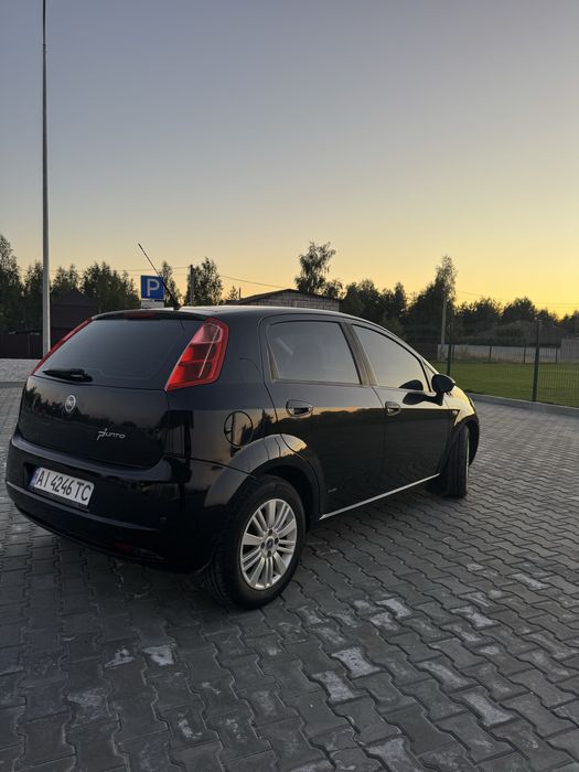 продам Fiat punto (grande) 1.4 чорний Автомат