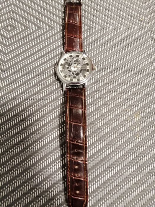 Zegarek męski na pasku