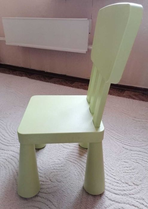 Стол и стул детский Икеа