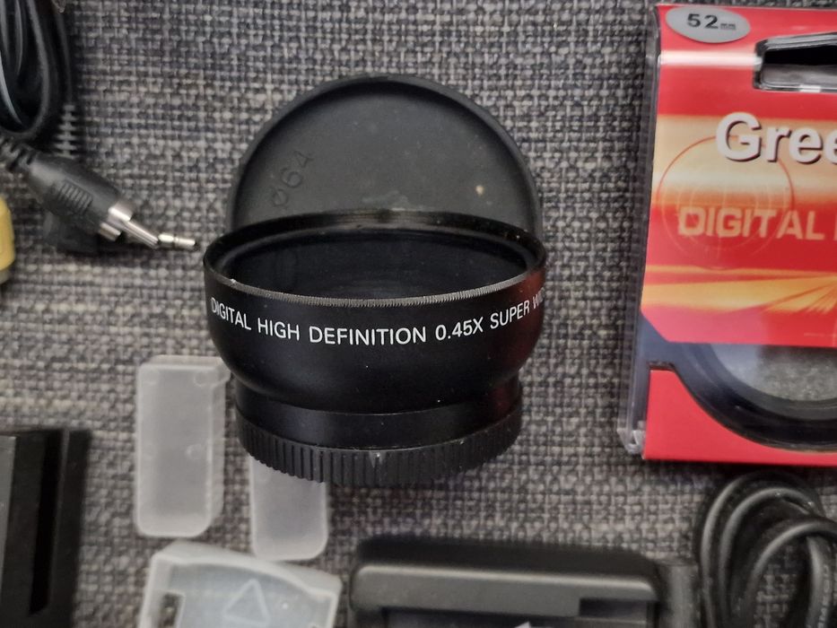 Kit Câmara Digital DSLR Nikon D40x com 3 lentes e vários acessórios