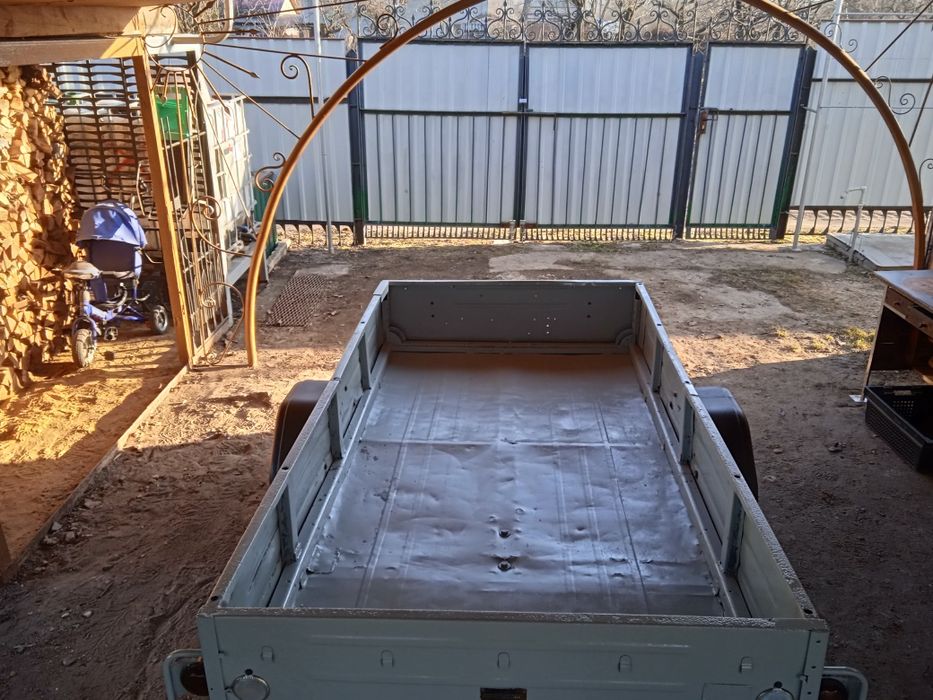 Продам рицепа ліхковаго.