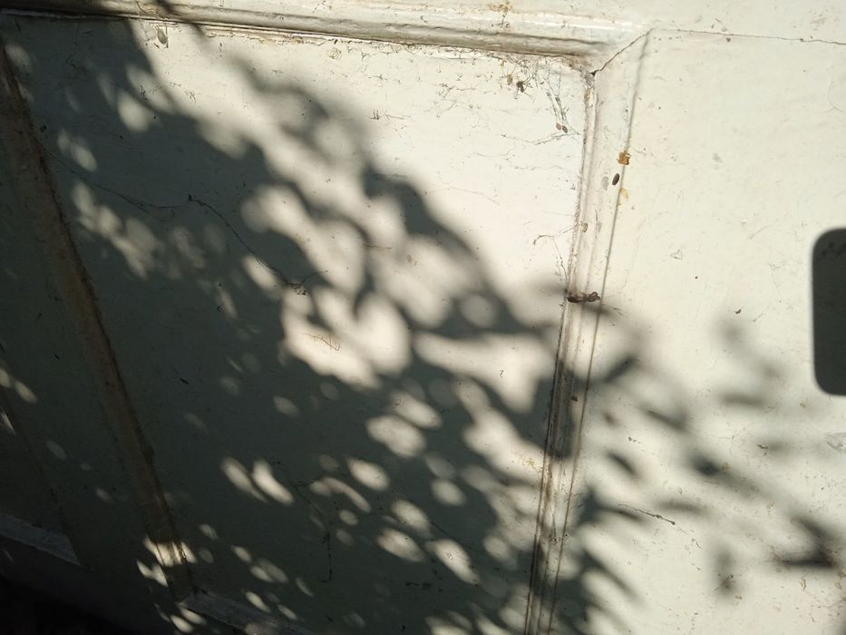 Дверь деревянная