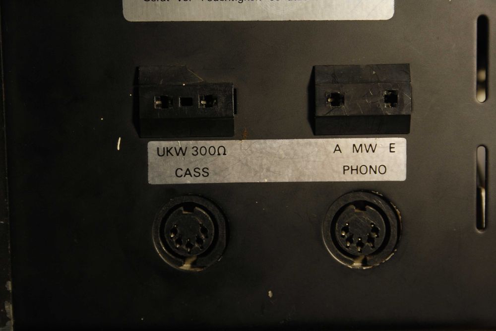 Аудіо Підсилювач Tristar SR-70 HIFI та колонки