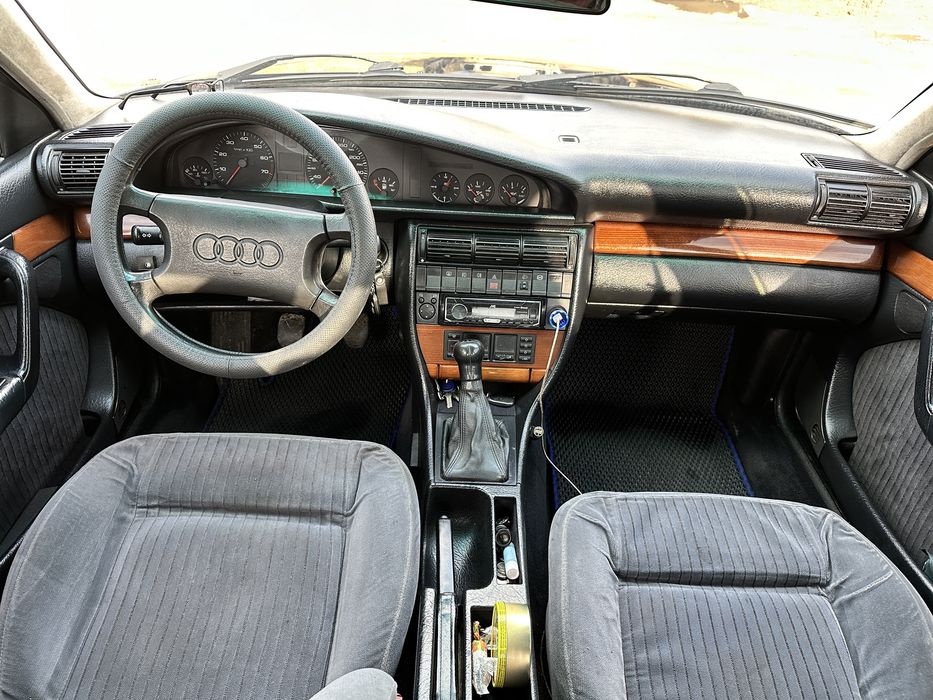Audi 100c4 2.8газ/бенз