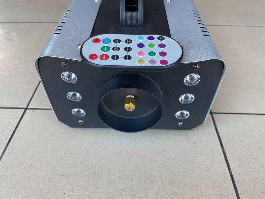 Wytwornica dymu 1200W Led