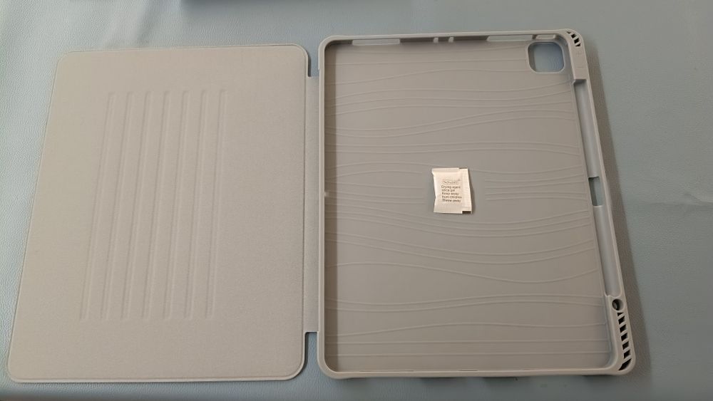 Capa Magnética iPad 12