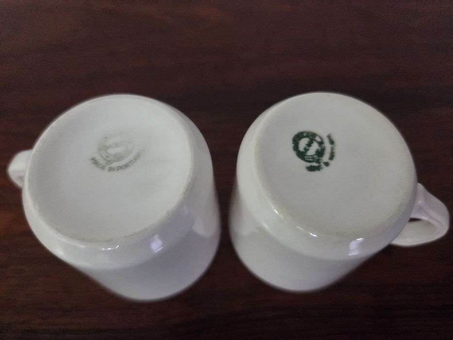 2 chávenas de café Sacavém