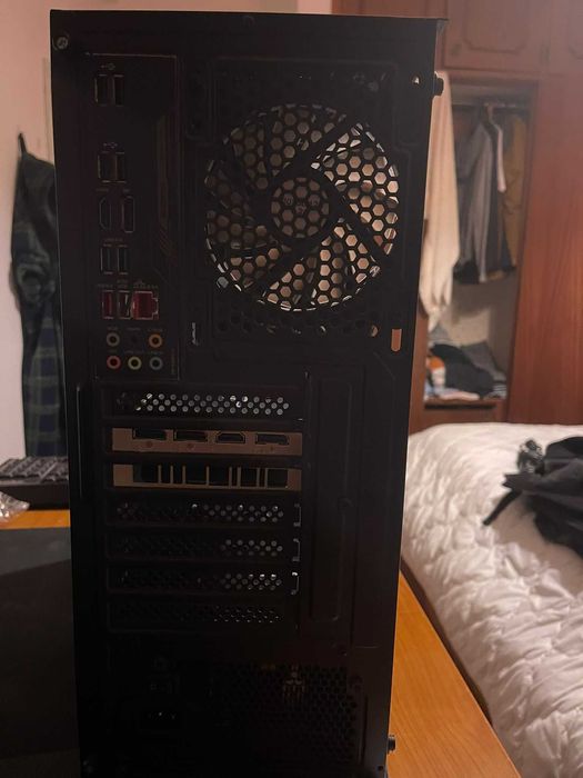 PC Gamer | RTX 2060, I5 12400F