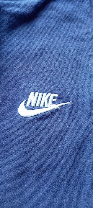 Spodenki Nike granatowe, r. 128, 8-10 lat, 100% bawełna