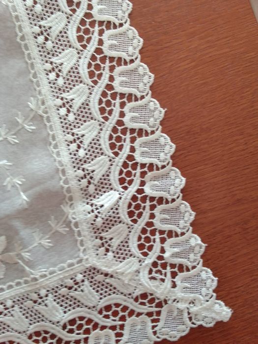 Bieżnik obrus gipiura 120x60