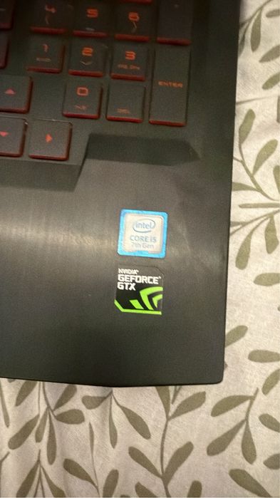 Hp Omen 15-ce0xx laptop