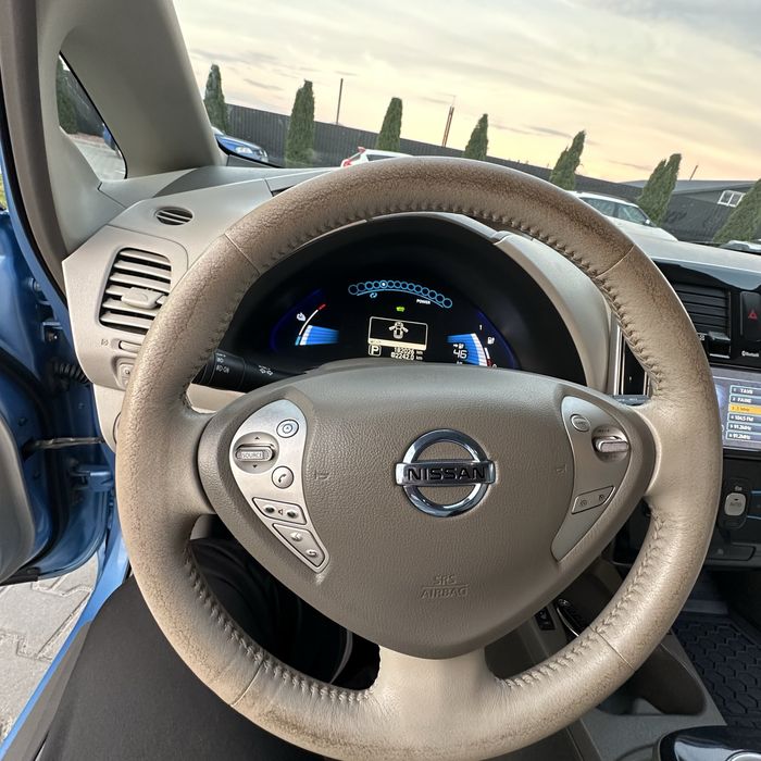 Nissan Leaf 2012