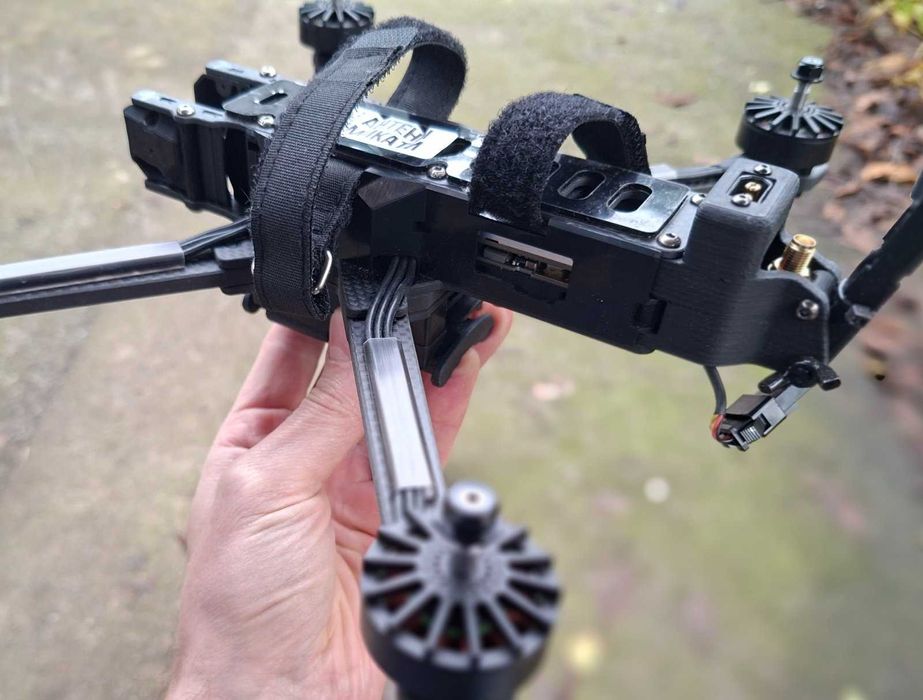 фпв  fpv дрон 7 дюймів новенький без камери 10 шт під caddx 640 384